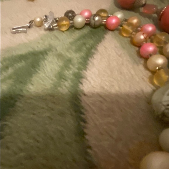 Vintage pink jewelry (AZ) - Picture 5 of 16